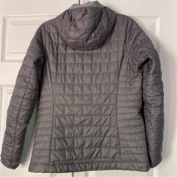 Patagonia Nano Puff Hoody Jacket size Small. - Picture 3 of 15